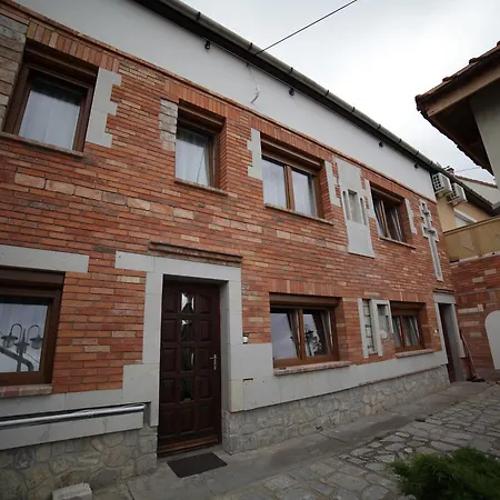 Eged Vendeghaz Penzion Eger