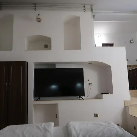 Eged Vendeghaz 3* إغير