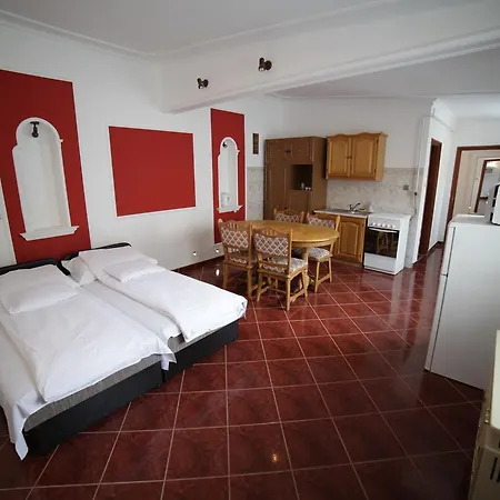 Eged Vendégház 3*
