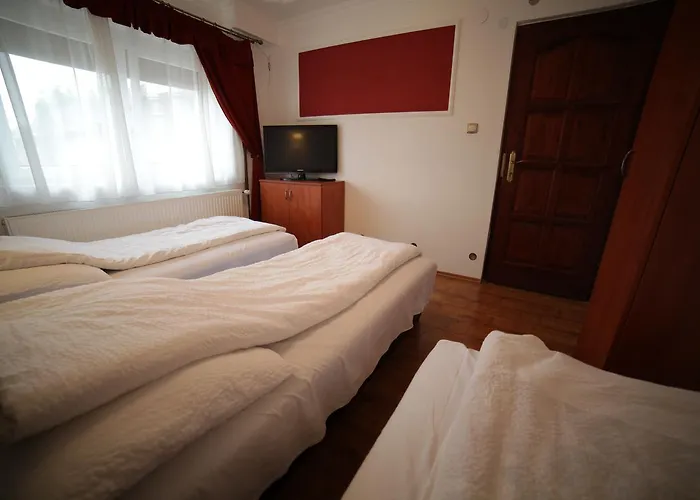 Гостьовий будинок Eged Vendeghaz 3*