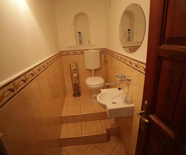 Eged Vendeghaz Гостьовий будинок 3*